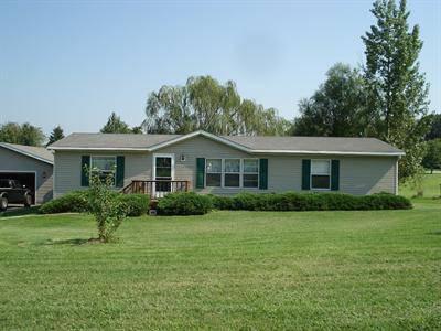 $124,900
Country Living!