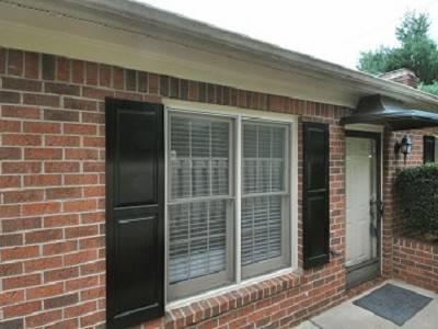 $124,900
Immaculate & Move-In Ready