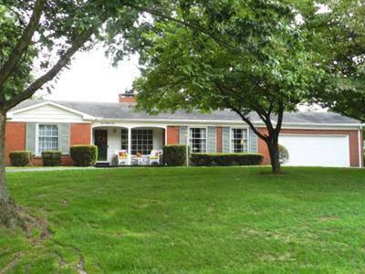 $124,900
This Brick Ranch is Sure to Please!