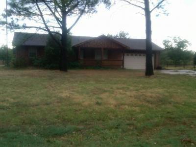 $124,900
Well Maintained Home Located on 3 Acres of Land!