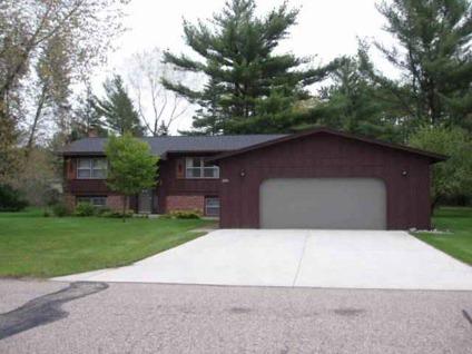 $124,900
Wisconsin Rapids, Four bedrooms, two full baths