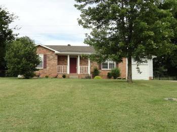 $124,950
Clarksville 2BA, Great home with split bedroom plan.