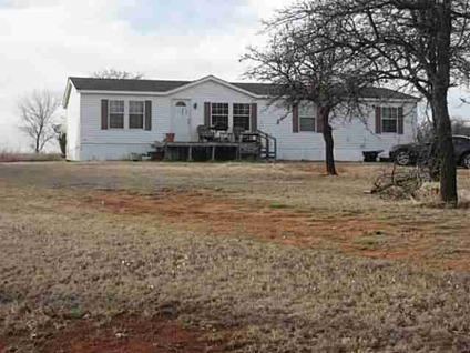 $125,000
A true Four BR with 2 living areas, 1 with Fire Place. Master has 2 sinks and