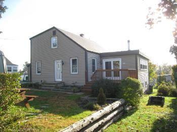 $125,000
Lewiston, EASY ACCESS TO MAINE TURNPIKE, 3 BEDROOMS, 1 BATH