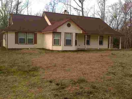 $125,000
Point Blank 2BA, Not a cookie cutter house.Bay windows in
