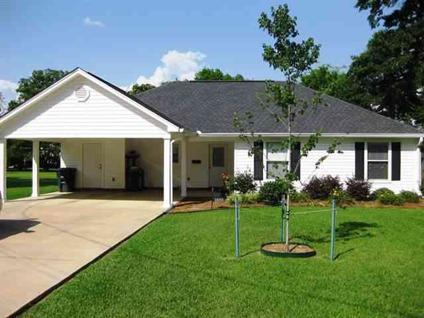 $125,000
West Monroe Real Estate Home for Sale. $125,000 3bd/2ba. - Sandy Johnson of
