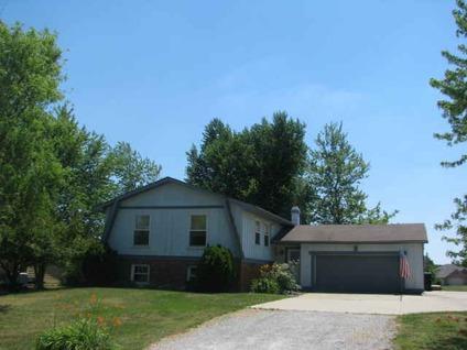 $125,000
Zanesville 4BR 3BA, Great place for outdoor entertaining on