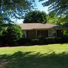$127,000
Bowling Green 3BR 2BA, Close to shopping and I-65 in for