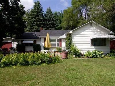 $127,900
Charming, one-owner home in desirable WBL neighborhood!