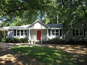$127,900
West Columbia 3BR 2BA, BEAUTIFULLY RENOVATED BUNGALOW ON