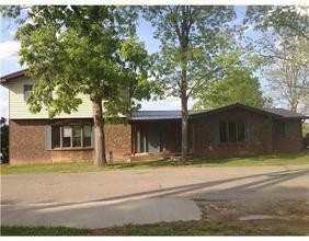 $128,000
3bed 2ba, Large Spacious Home with Partial BA...