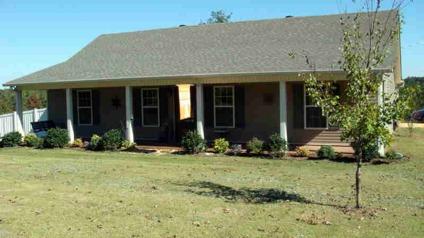 $128,000
Corinth 3BR 2BA, Want to sit in your back yard and see a