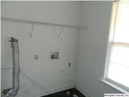$128,700
Tuscaloosa, Very nice 3 bedroom 2 bath home 2 car garage.