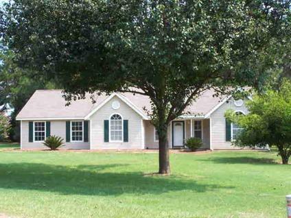 $129,500
Tifton, This three bedroom two bath home has been renovated