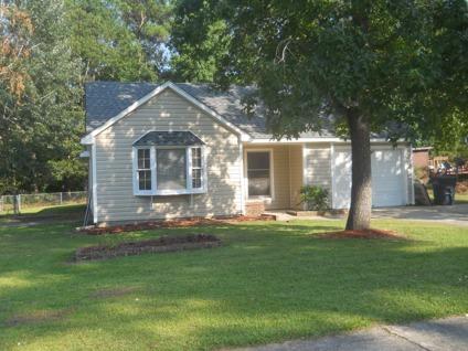 $129,801
Home for sale close to Camp Lejeune, fence, garage, park