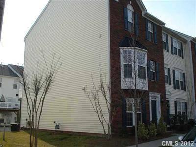 $129,900
Charlotte, Nice end unit townhome in Ballantyne.
