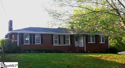 $129,900
Greenville Real Estate Home for Sale. $129,900 3bd/2ba. - CONNIE RICE of