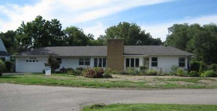 $129,900
Marshalltown 3BR 1.5BA, PEACEFUL LIVING in this NW rambling