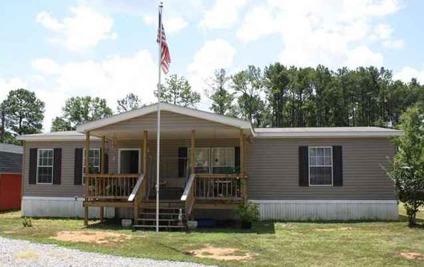 $129,900
Pell City 3BR 2BA, This nearly new 2011 Clayton home (28 x