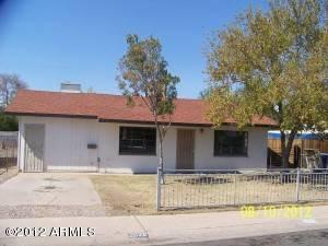 $129,900
This is a Fantastic Home with a Great Interior Location! Home Has 3bed 2bath.
