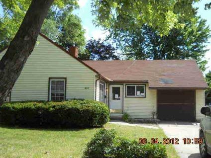 $12,000
Ypsilanti 1BA, RANCH STYLE HOME WITH 3 BEDROOMS AND 928 SQFT
