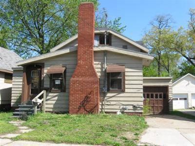 $12,900
900 West Grand Ave, Muskegon MI 49441