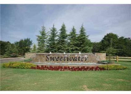 $131,250
Serene 2 ac(mol) wooded homesite in an exclusive gated community.