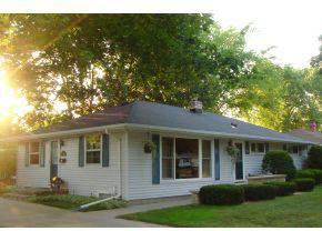 $131,900
Appleton Three BR 1.5 BA, Well maintained large ranch on Appletons