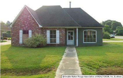 $132,000
Denham Springs, Three BR Two BA HOME. KITCHEN WITH LOTS OF