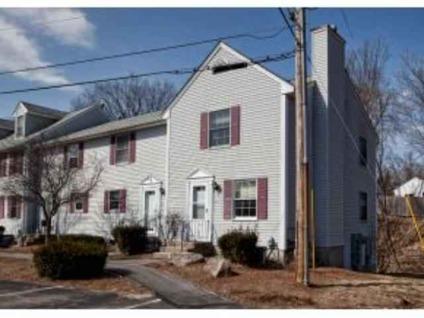 $134,500
Manchester 2BR 1.5BA, Sunny End Unit! Great space with loads