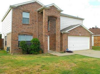$134,900
Arlington Three BR Two BA, Home sits in the corner of the