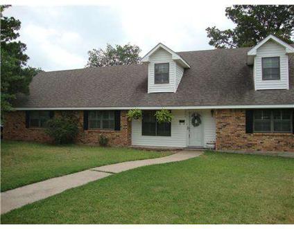 $134,900
Bryan 4BR 2BA, Great location within easy walking distance