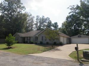 $134,900
Corinth, Hurry and look!! This 3 bedroom, 2 bath home sits