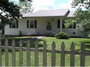 $134,900
Greeneville 3BR 1BA, COMPLETELY REMOLDED, ALL windows