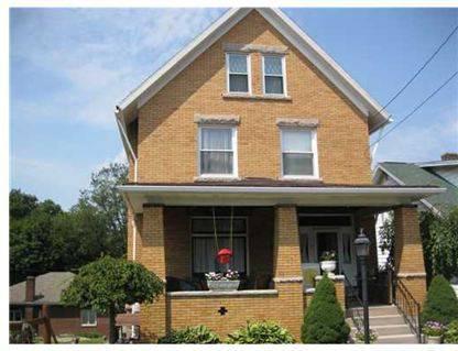 $135,000
Butler 3BR, Welcome to 614 Third Street! This stately home