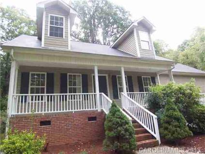 $135,000
Charming full front porch home with tons of privacy! Nestled in a wooded area