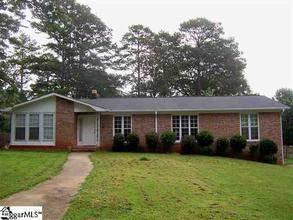 $135,000
Come see this all brick home with a finishe...