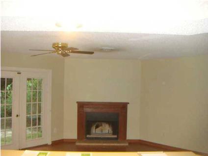 $135,000
Mount Pleasant Three BR 2.5 BA, ** End unit townhouse close to the