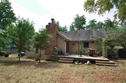 $135,000
Springfield 4BR 3BA, Wonderful home in Cherokee Estates that