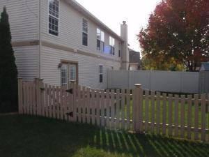 $137,500
Oswego 3BR 2.5BA, BANK PRE-APPROVED SHORT SALE FOR