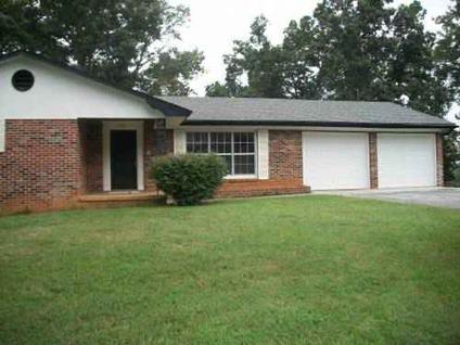 $139,000
4 Bedroom Brick Home Close to the Mountains