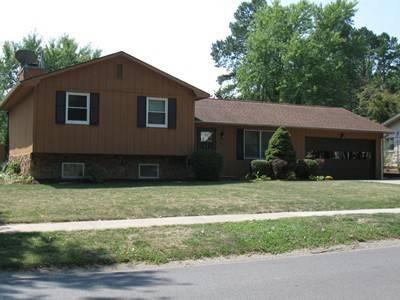 $139,000
Carbondale 3BR 1.5BA, Charming tri-level in one of 's most