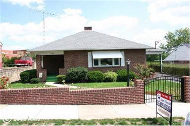 $139,000
Chambersburg 2BR 1BA, located in the Boro. New roof May