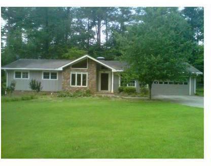 $139,000
Classic ranch with sunroom and pretty lot, grab it under 10 days!