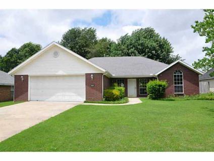 $139,000
Gorgeous home in nice subdivision. Close to shopping and dining.