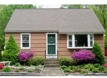 $139,000
Manchester 4BR 1BA, Well-maintained and updated West cape