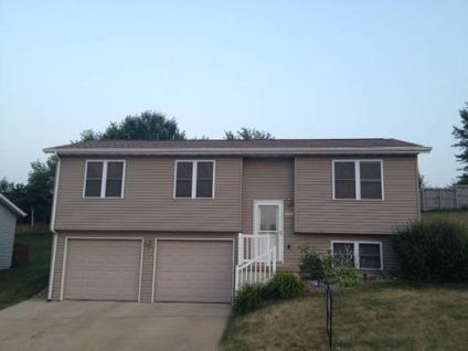 $139,500
Dubuque 3BR 1.5BA, Very nice home in Eagle Valley sub.