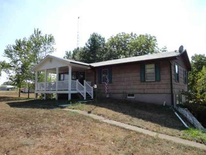 $139,500
Sedalia 4BR 2BA, Country living on the edge of town!