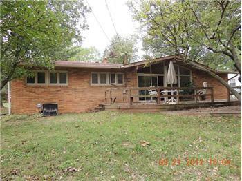 $139,900
3 BR-2 BA Brick Ranch in Hikes Point