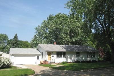$139,900
Alta 2BR 2BA, Beautiful ranch style home in features oak